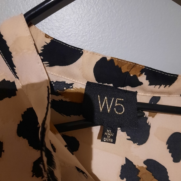 leopard print top - Picture 2 of 2